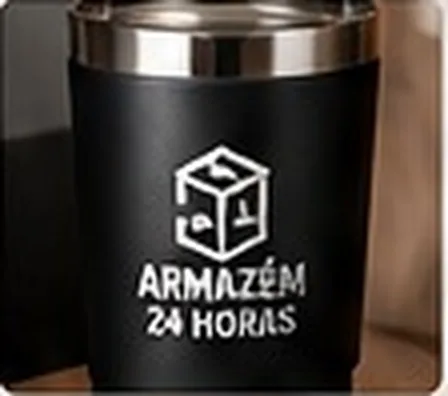 Copo térmico preto com gravação